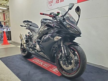 カワサキ ニンジャ 1000 (Z1000SX) NINJA1000 2018年モデル ワイバーンスリップオンマフラー リヤフェンダーレス仕 3