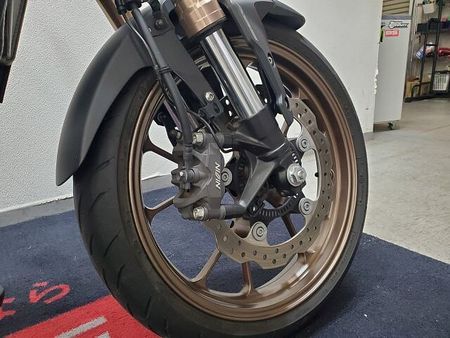 ホンダ CB250R 【マル得】CB250R 2019年モデル USBポート装備!! 24