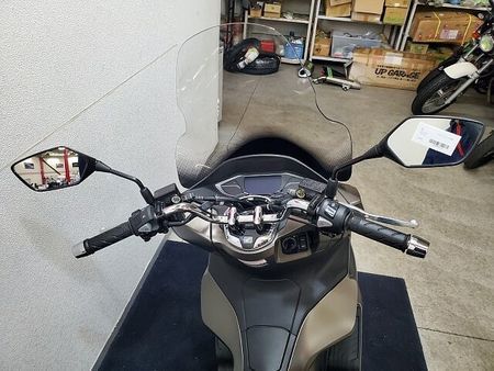 ホンダ PCX125 【マル得】PCX125 2023年モデル ロングスクリーン リヤボックスマウント装備!! 16