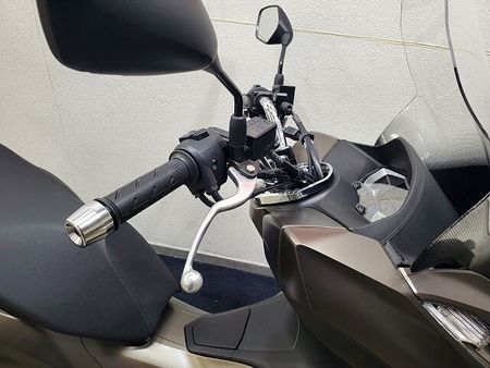 ホンダ PCX125 【マル得】PCX125 2023年モデル ロングスクリーン リヤボックスマウント装備!! 18