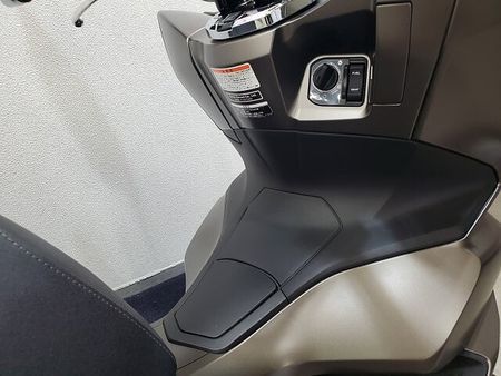 ホンダ PCX125 【マル得】PCX125 2023年モデル ロングスクリーン リヤボックスマウント装備!! 26