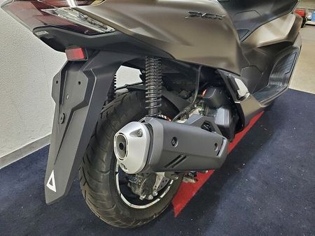 ホンダ PCX125 【マル得】PCX125 2023年モデル ロングスクリーン リヤボックスマウント装備!! 28