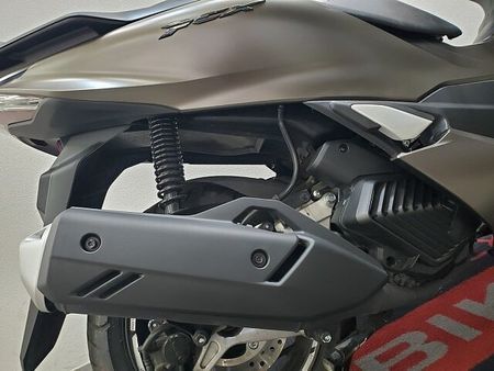 ホンダ PCX125 【マル得】PCX125 2023年モデル ロングスクリーン リヤボックスマウント装備!! 29