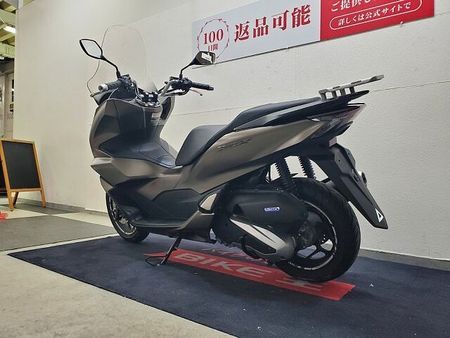 ホンダ PCX125 【マル得】PCX125 2023年モデル ロングスクリーン リヤボックスマウント装備!! 7
