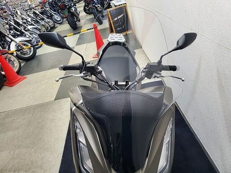 ホンダ PCX125 【マル得】PCX125 2023年モデル ロングスクリーン リヤボックスマウント装備!! 9