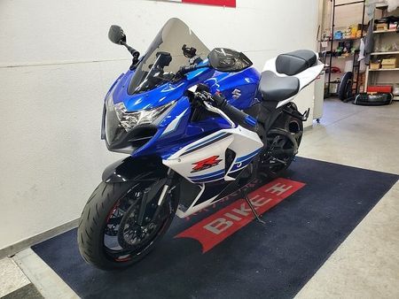 スズキ GSX-R1000 GSX-R1000 2016年モデル ワンオーナー 30周年記念モデル テックサーフスリッ 30