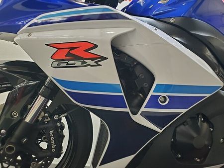 スズキ GSX-R1000 GSX-R1000 2016年モデル ワンオーナー 30周年記念モデル テックサーフスリッ 37