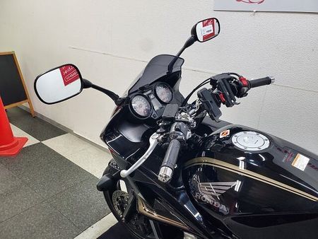 ホンダ CB1300スーパーボルドール CB1300スーパーボルドール 2011年モデル エンジンスライダー グリップヒーター装備 31