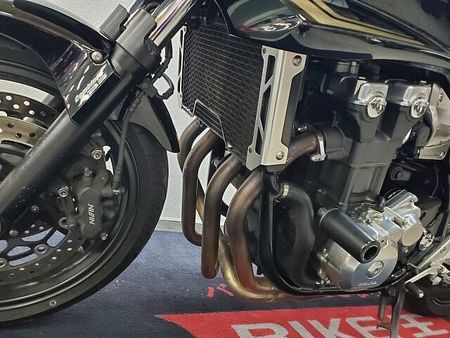 ホンダ CB1300スーパーボルドール CB1300スーパーボルドール 2011年モデル エンジンスライダー グリップヒーター装備 38