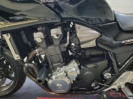 ホンダ CB1300スーパーボルドール CB1300スーパーボルドール 2011年モデル エンジンスライダー グリップヒーター装備 40