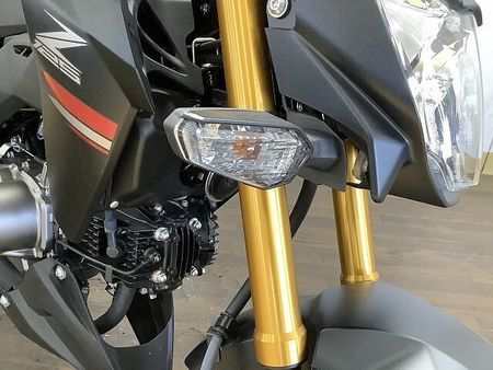 カワサキ Z125 プロ Z125PRO / 2021年モデル / GIVIトップケース等カスタム多数装備 14