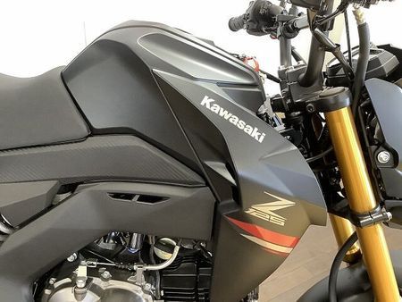 カワサキ Z125 プロ Z125PRO / 2021年モデル / GIVIトップケース等カスタム多数装備 20