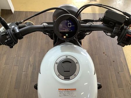 ホンダ レブル 250 REBEL 250 / 2023年モデル / エンジンガード / カスタムシート装備 36