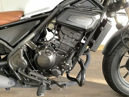 ホンダ レブル 250 REBEL 250 / 2023年モデル / エンジンガード / カスタムシート装備 7