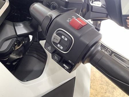 ホンダ ゴールドウイング ゴールドウィングTour DCT / 2023年モデル / ワンオーナー! 24