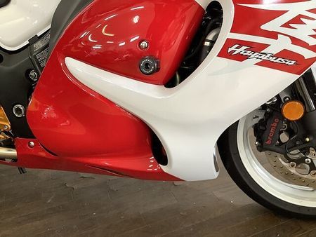 スズキ HAYABUSA ハヤブサ / 2018年モデル / ヨシムラ製マフラー / フェンダーレス / バックステ 18
