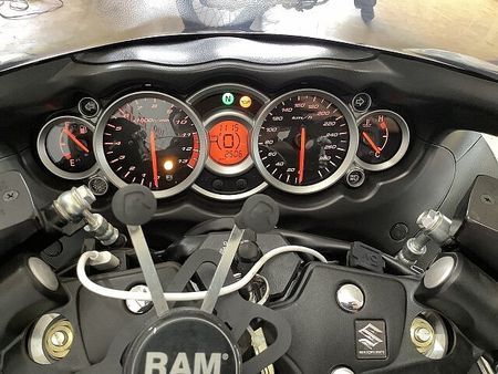 スズキ HAYABUSA ハヤブサ / 2018年モデル / ヨシムラ製マフラー / フェンダーレス / バックステ 5