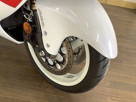 スズキ HAYABUSA ハヤブサ / 2018年モデル / ヨシムラ製マフラー / フェンダーレス / バックステ 9
