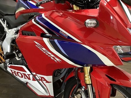 ホンダ CBR250RR (MC51) CBR250RR / 2019年モデル / オーリンズサス / アクラポSO / バックス 20