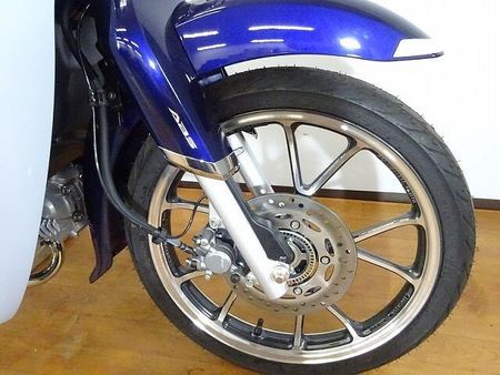 ホンダ スーパーカブC125 スーパーカブC125 キタコキャプトンマフラー/NUIスイングアーム/デイトナスクリーン! 5