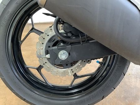 カワサキ Z250 【マル得】Z250 リアキャリア デイトナ製シガーソケット&USB電源 インジェクション 25
