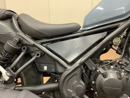 ホンダ レブル 250 レブル250 ABS シガーソケット インジェクション MC49型 2019年モデル チェ 21