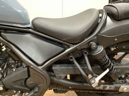 ホンダ レブル 250 レブル250 ABS シガーソケット インジェクション MC49型 2019年モデル チェ 32