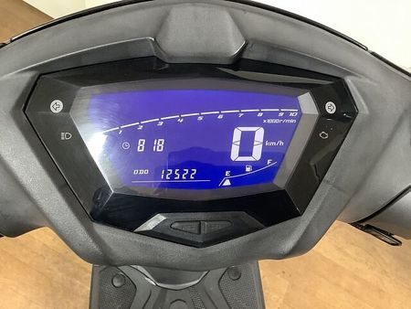 ヤマハ シグナスX SR シグナスX SR フルノーマル インジェクション SED8J型 2020年モデル リヤタイ 8