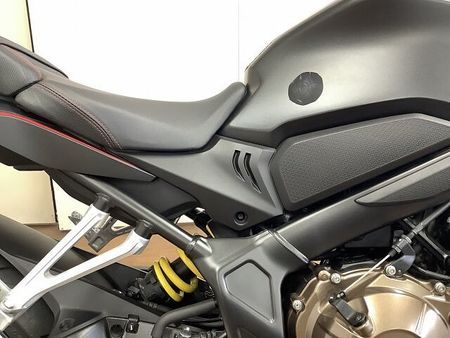 ホンダ CBR650R CBR650R STRIKER製ガードスライダー グリップヒーター USB電源 ヘルメット 20