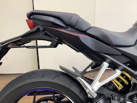 ホンダ CBR650R CBR650R STRIKER製ガードスライダー グリップヒーター USB電源 ヘルメット 23