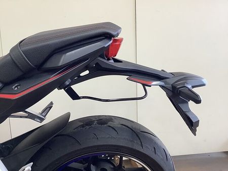 ホンダ CBR650R CBR650R STRIKER製ガードスライダー グリップヒーター USB電源 ヘルメット 35