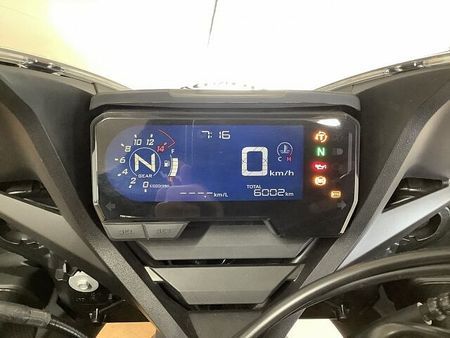 ホンダ CBR650R CBR650R STRIKER製ガードスライダー グリップヒーター USB電源 ヘルメット 9