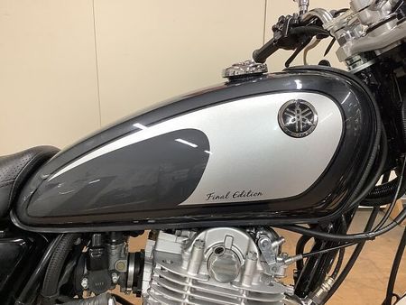 ヤマハ SR400 SR400 Final Edition ローシート パフォーマンスダンパー エンジンガード 19