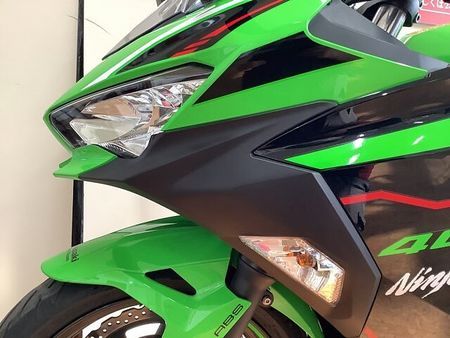 カワサキ ニンジャ 400 Ninja400 エンジンスライダー USB電源 インジェクション EX400G型 202 32