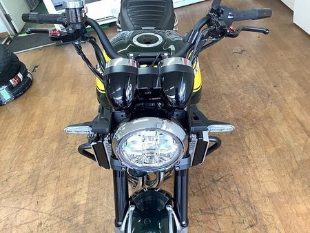 カワサキ Z900RS Z900RS イエローボールエディション グリップヒーター エンジンガード マフラースライ 12