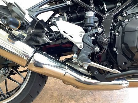 カワサキ Z900RS Z900RS イエローボールエディション グリップヒーター エンジンガード マフラースライ 22