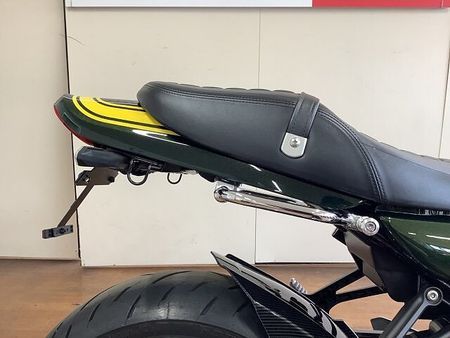 カワサキ Z900RS Z900RS イエローボールエディション グリップヒーター エンジンガード マフラースライ 23