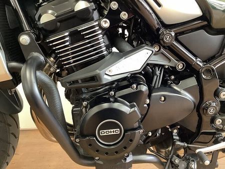 カワサキ Z900RS Z900RS イエローボールエディション グリップヒーター エンジンガード マフラースライ 31