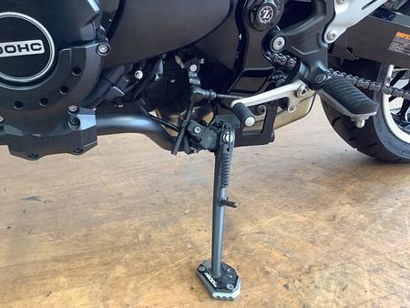 カワサキ Z900RS Z900RS イエローボールエディション グリップヒーター エンジンガード マフラースライ 32