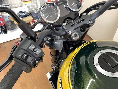 カワサキ Z900RS Z900RS イエローボールエディション グリップヒーター エンジンガード マフラースライ 37