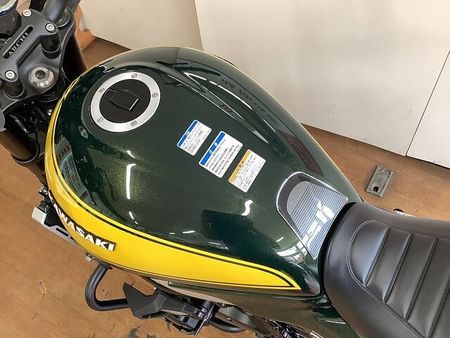 カワサキ Z900RS Z900RS イエローボールエディション グリップヒーター エンジンガード マフラースライ 40