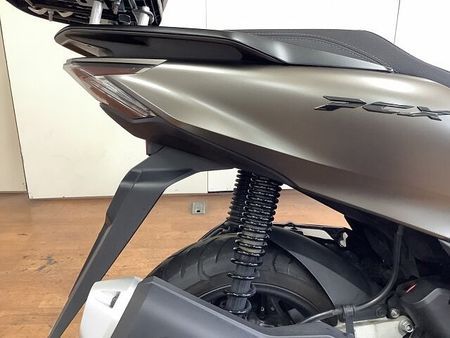 ホンダ PCX125 PCX トップケース ドリンクホルダー インジェクション JK05型 2023年モデル 20