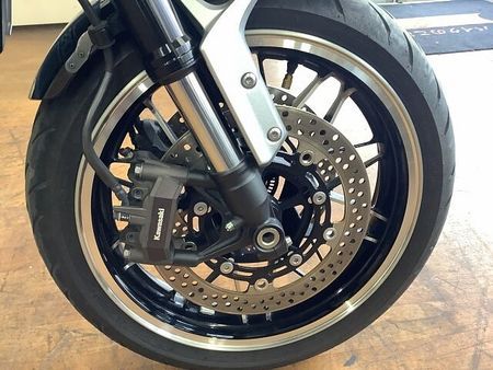 カワサキ Z900RS Z900RS オーバーレーシング製サブフレーム ビキニカウル デイトナ製USB電源 ステッ 17