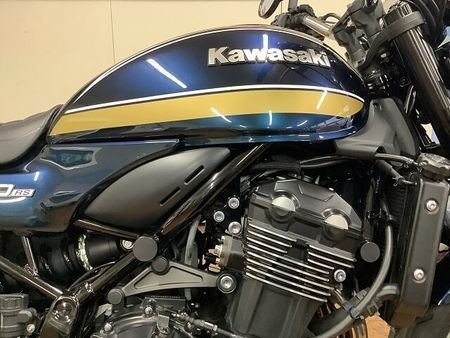 カワサキ Z900RS Z900RS リアキャリア オーバーレーシング製ステップ デイトナ製USB電源 ステーター 17