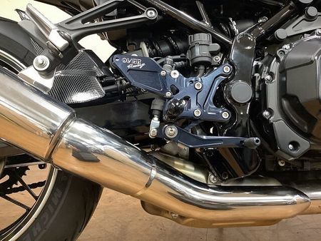 カワサキ Z900RS Z900RS リアキャリア オーバーレーシング製ステップ デイトナ製USB電源 ステーター 20