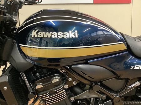 カワサキ Z900RS Z900RS リアキャリア オーバーレーシング製ステップ デイトナ製USB電源 ステーター 27