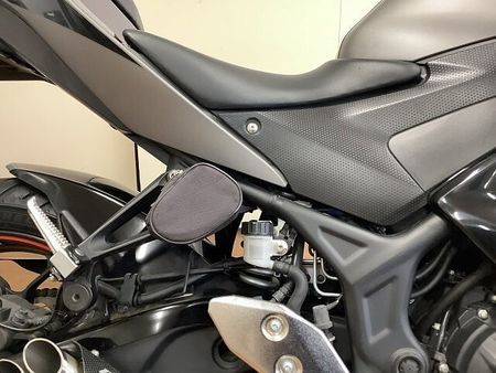 ヤマハ YZF-R3 YZF-R3 グラブバー グリップヒーター マルチバー ヘルメットロック デイトナ製USB 20
