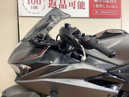 ヤマハ YZF-R3 YZF-R3 グラブバー グリップヒーター マルチバー ヘルメットロック デイトナ製USB 25