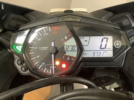 ヤマハ YZF-R3 YZF-R3 グラブバー グリップヒーター マルチバー ヘルメットロック デイトナ製USB 9