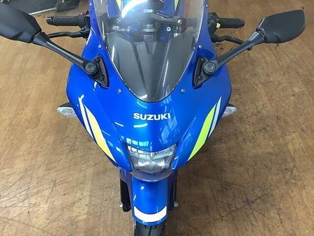 スズキ GSX-R125 GSX-R125 ABS ヨシムラ製マフラー ヘルメットロック リアキャリア インジェクシ 11